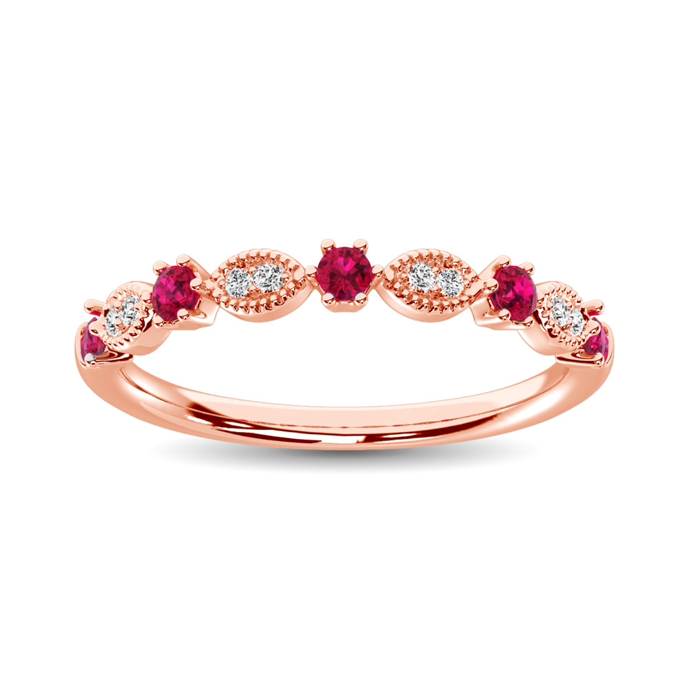 Diamante 1/3 Ct.Tw. Y Ruby Stack Band en oro rosa de 14 quilates (8 diamantes y 5 rubíes)