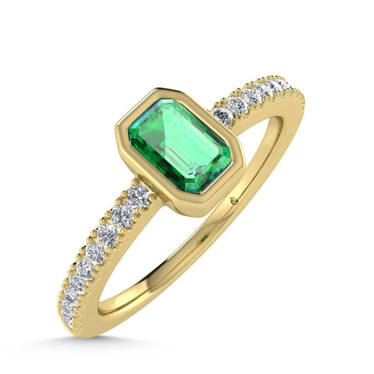 3/8 carat total 14k yellow gold diamond and emerald fashion ring