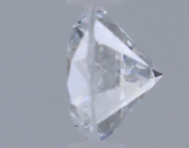 0.24ct Round Lab Grown Diamond (Colour E, Clarity VS2, Cut VG, IGI Certified)