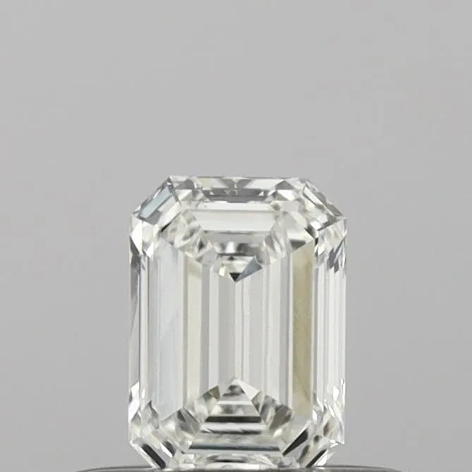 0.30ct Emerald Natural Diamond (Colour F, Clarity VVS2, Cut VG, IGI Certified)