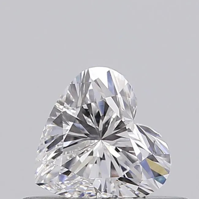 0.40ct Heart Lab Grown Diamond (Colour D, Clarity VVS1, IGI Certified)