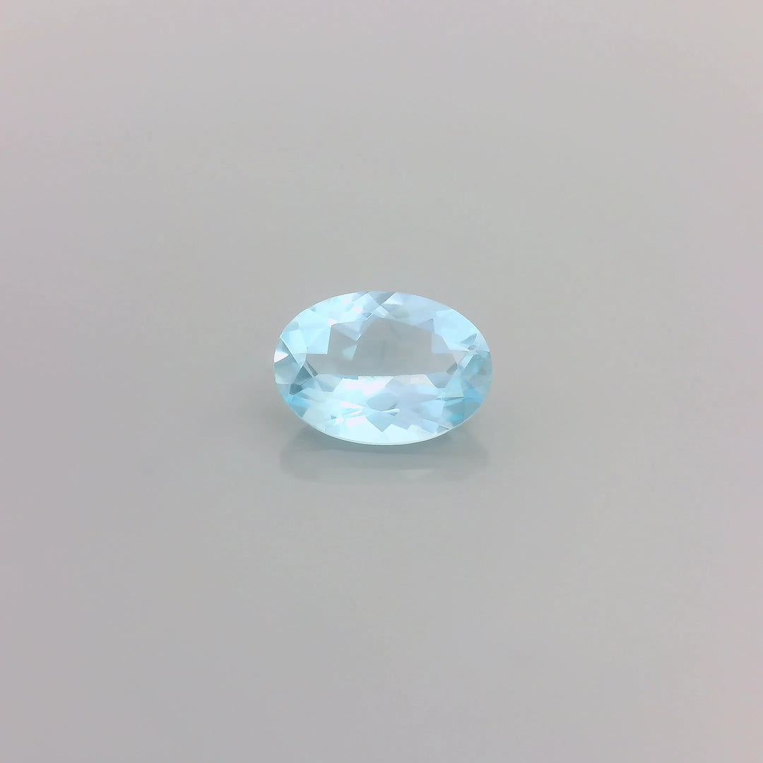 0.71ct Oval Natural Aquamarine (Colour Blue, Clarity Eye Clean, Cut Faceted)
