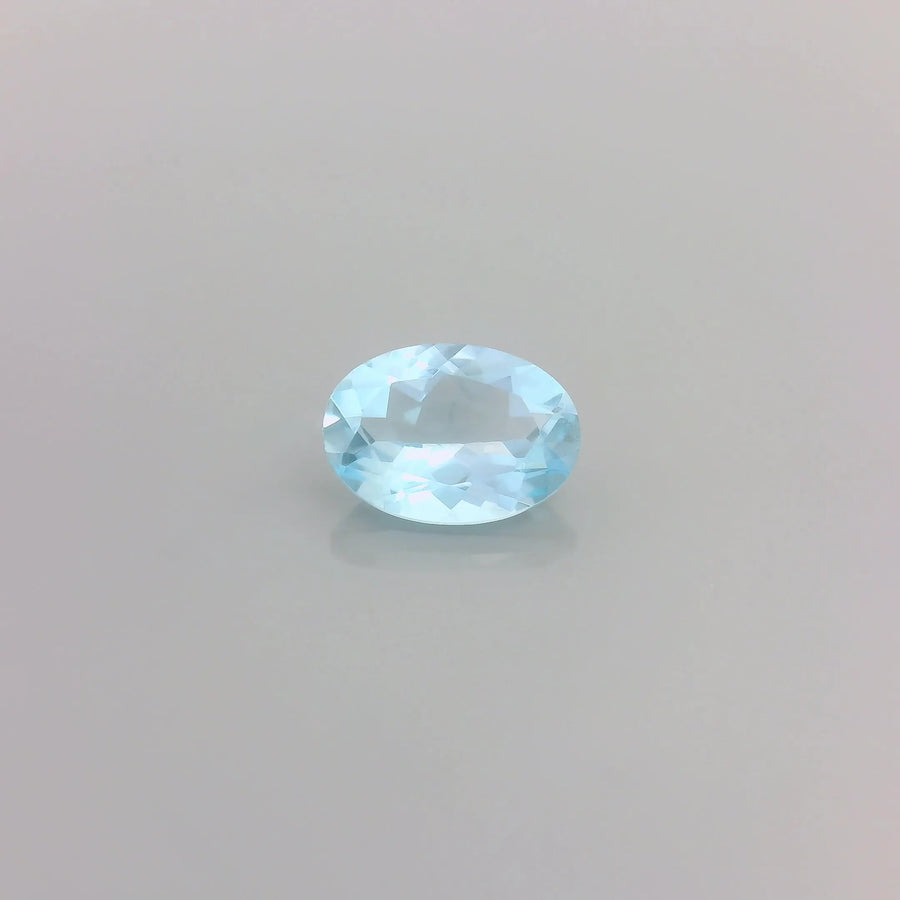 0.71ct Oval Natural Aquamarine (Colour Blue, Clarity Eye Clean, Cut Faceted)