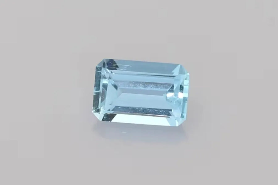 0.98ct Emerald Natural Aquamarine (Colour Blue, Clarity Eye Clean, Cut Faceted)