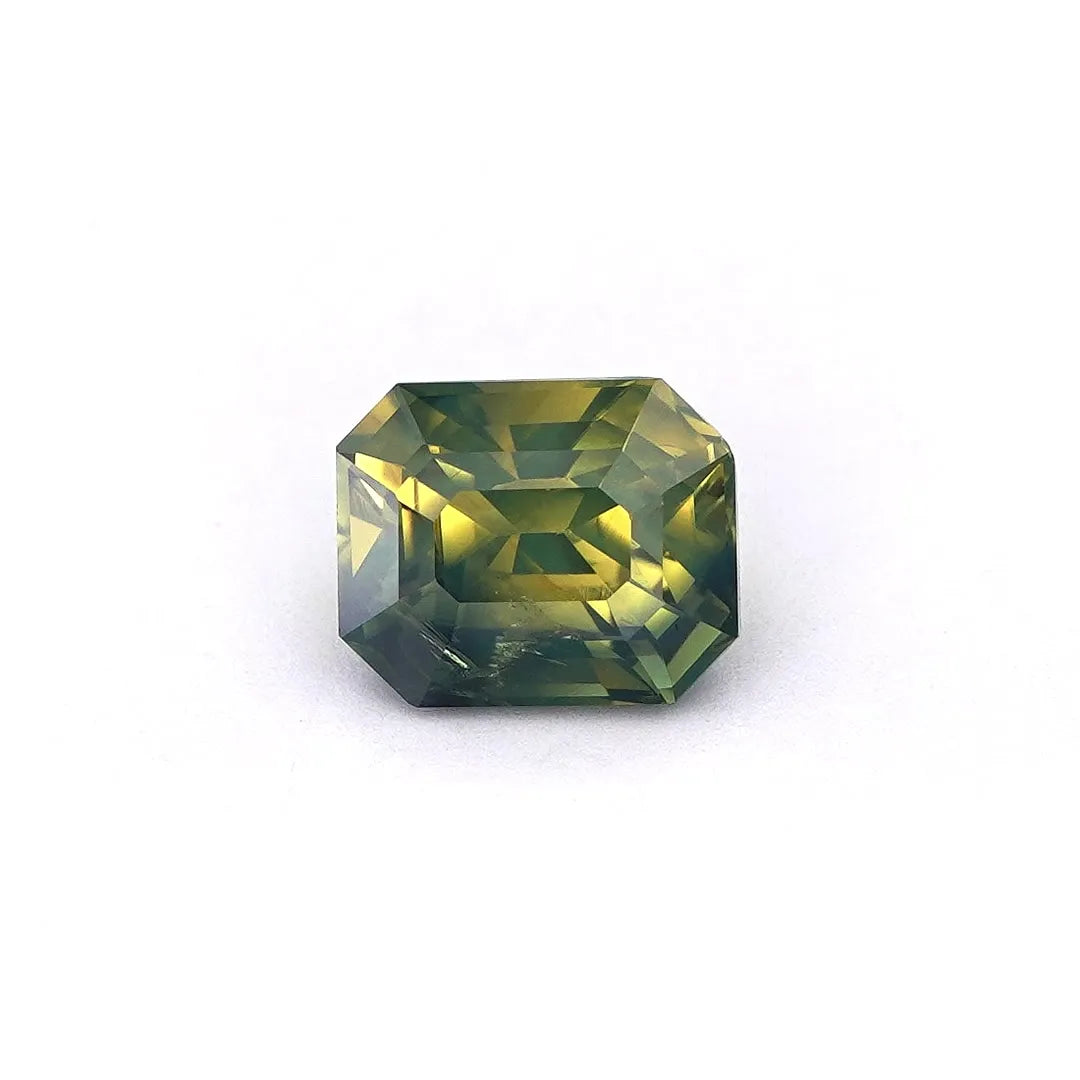 1.06ct Octagonal Natural Sapphire (Colour Green, Clarity Eye Clean, Cut Faceted)