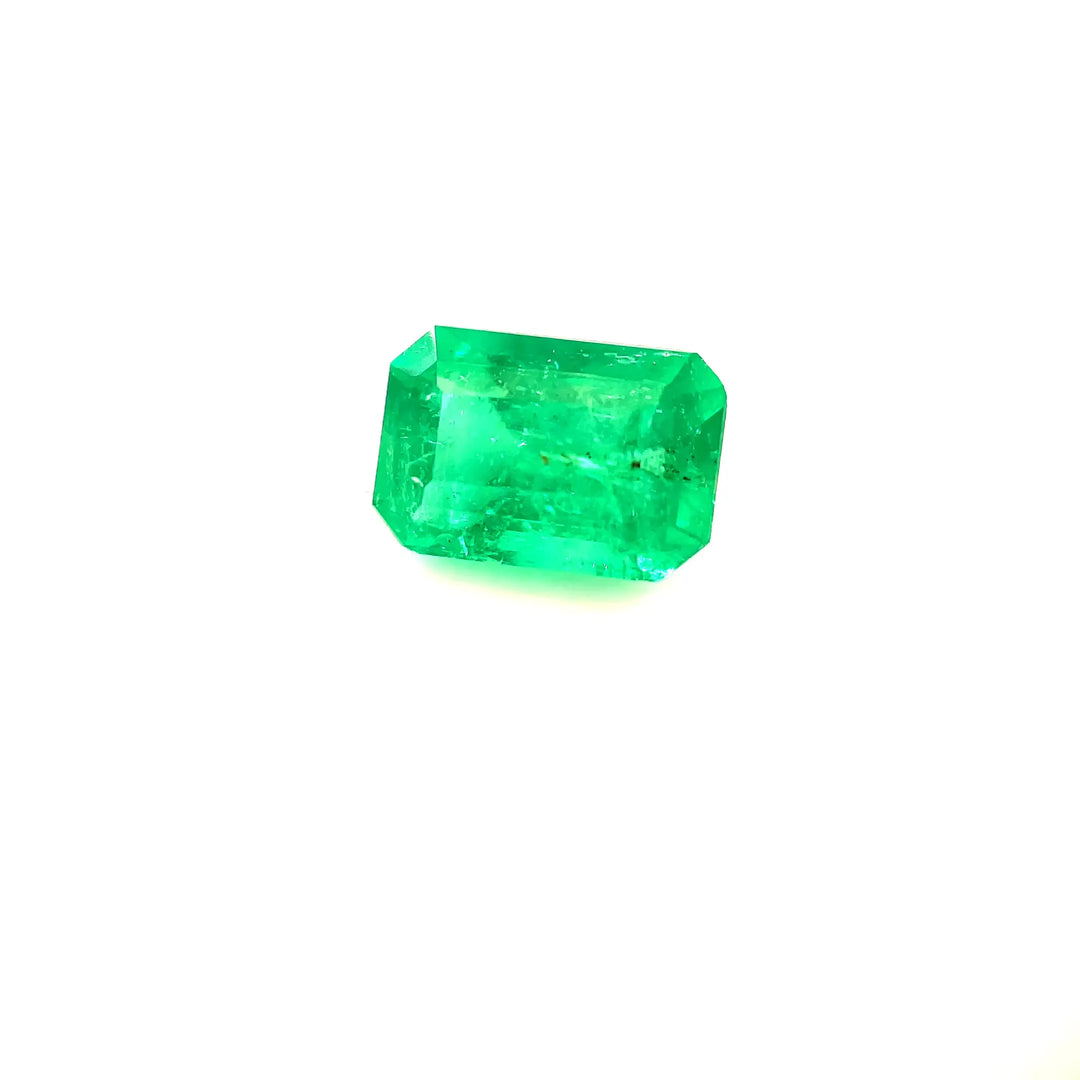 1.09ct Emerald Natural Emerald (Colour Green, Clarity Slightly Included, Cut Faceted)