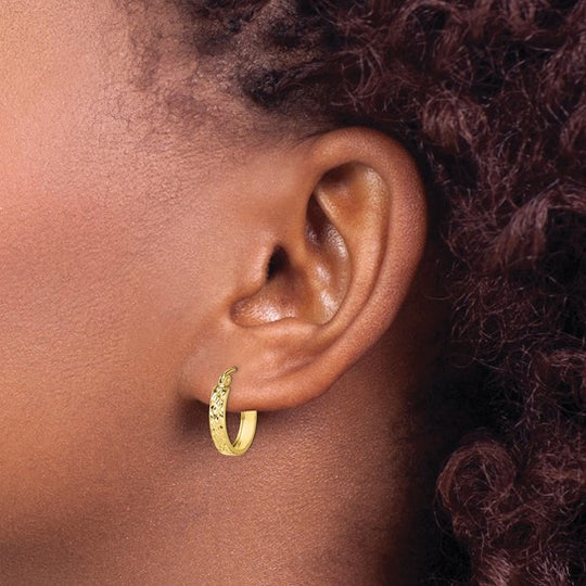 Aretes de Aro Tubo Cuadrado D/C en Oro Amarillo de 10k