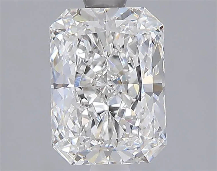 2.03ct Radiant Lab Grown Diamond (Colour F, Clarity VVS2, IGI Certified)