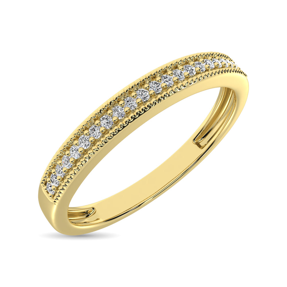 Oro amarillo de 10 quilates de 1/10 qt.Tw. Anillo de boda de diamantes