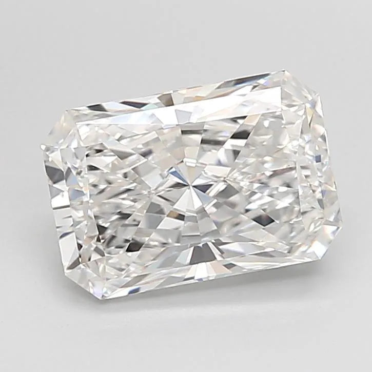 3.00ct Radiant Lab Grown Diamond (Colour F, Clarity VVS2, IGI Certified)