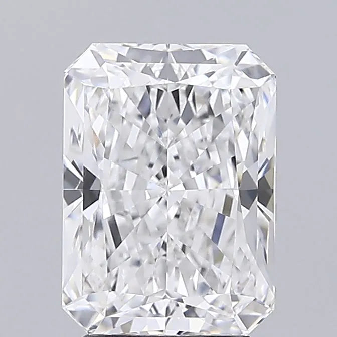 3.04ct Radiant Lab Grown Diamond (Colour E, Clarity VVS1, IGI Certified)