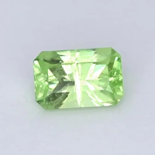 3.77ct Emerald Natural Peridot (Colour Green, Clarity Slightly Included, Cut Faceted)