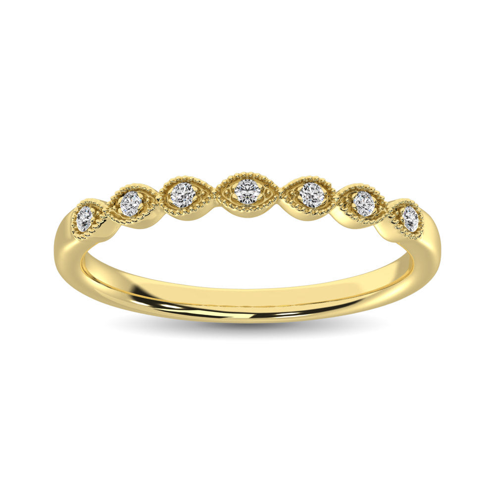 Oro amarillo de 14 quilates de 1/20 quilates total. Banda apilable de diamantes