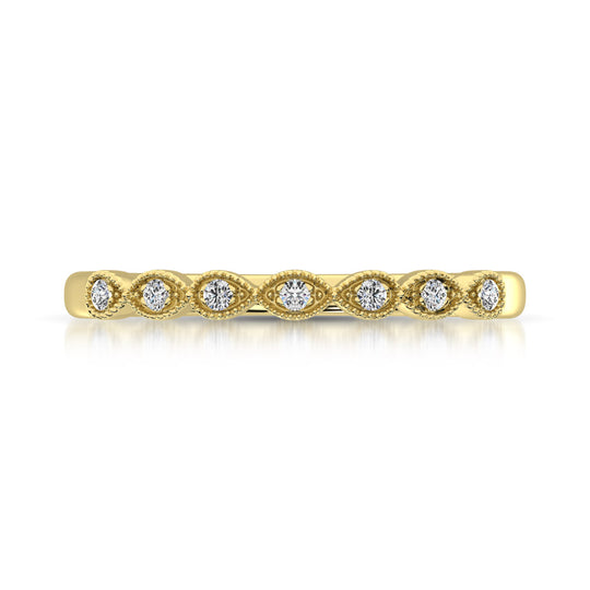 Oro amarillo de 14 quilates de 1/20 quilates total. Banda apilable de diamantes