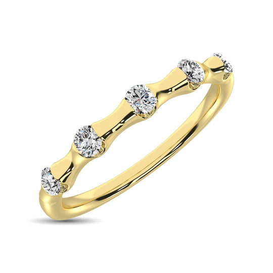 Oro amarillo de 14 quilates de 1/8 quilates total. Banda apilable de diamantes