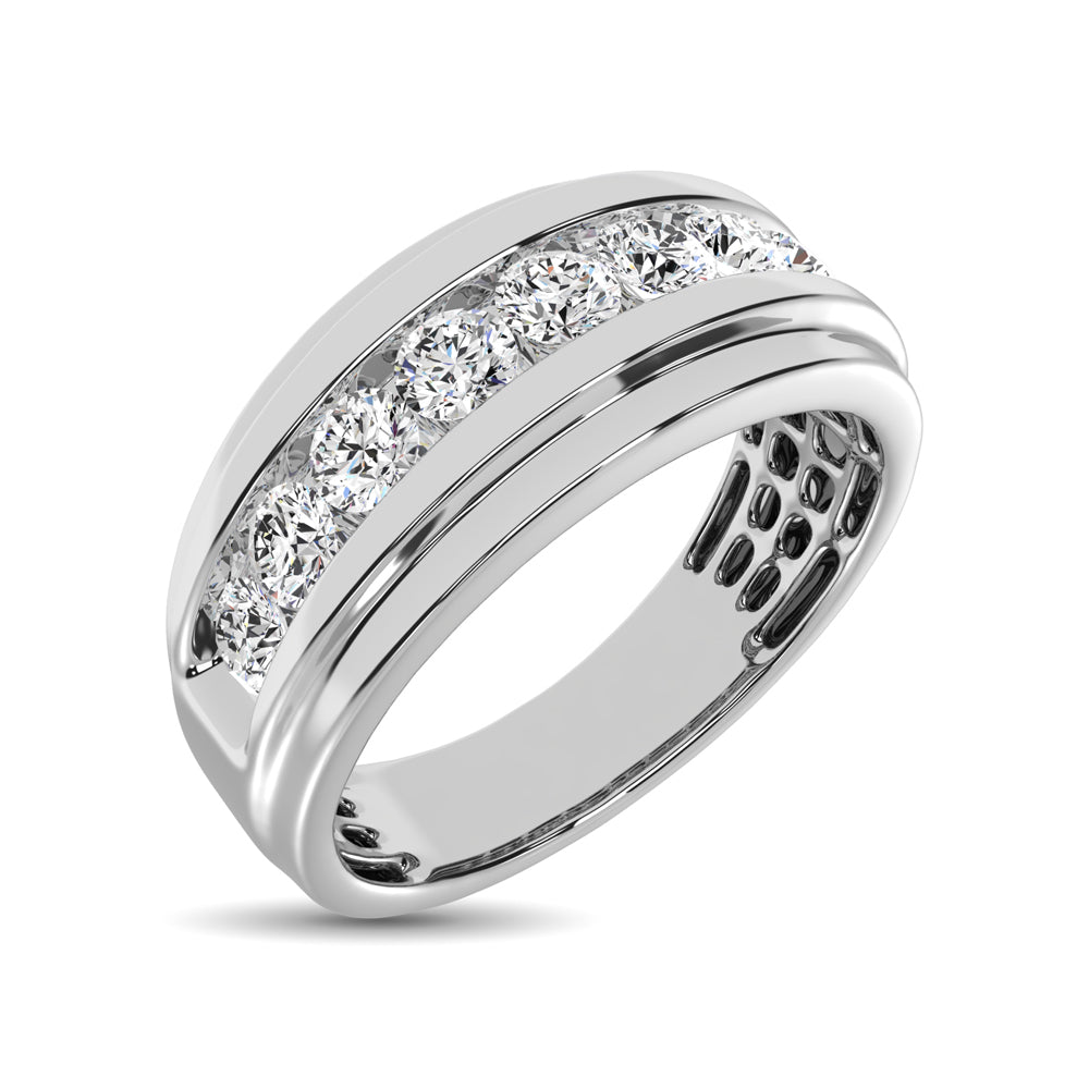 10K white gold 1/2 ct.tw. Men's band with satin diamond finish.