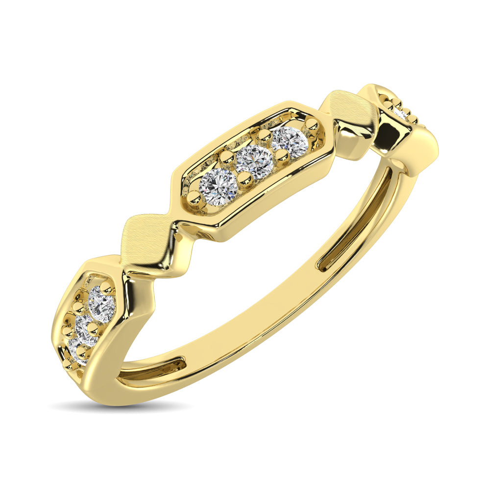 Oro amarillo de 14 quilates de 1/6 quilates total. Banda apilable de diamantes