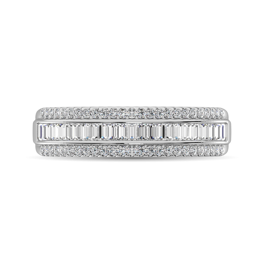 Oro blanco de 14 quilates con diamante redondo y baguette de 2/5 qt. total. Banda de aniversario