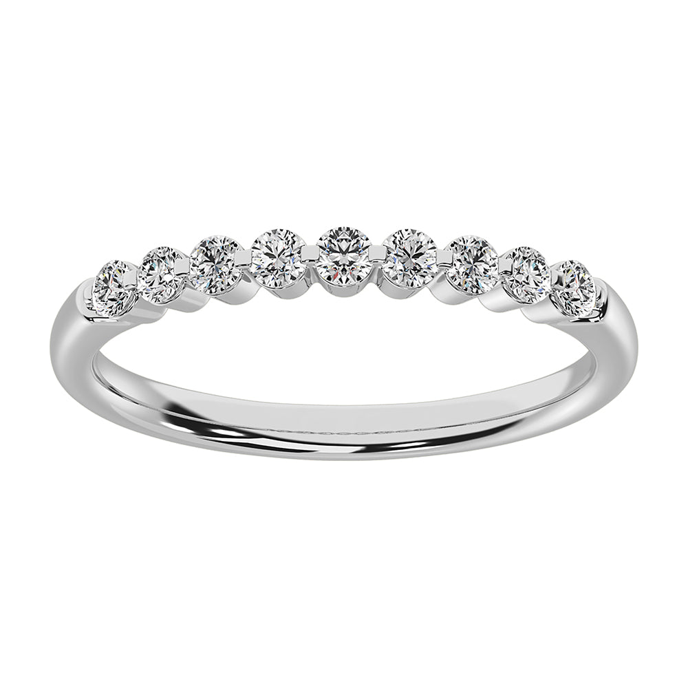 Oro blanco de 10 quilates de 1/4 qt.Tw. Banda apilable de diamantes