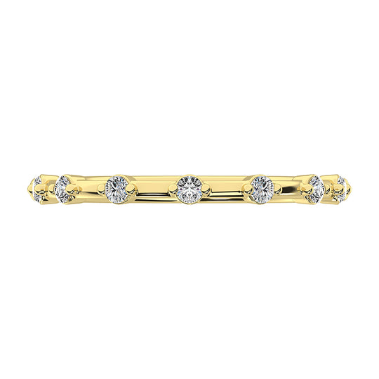 Oro amarillo de 14 quilates de 1/10 quilates total. Bandas de pila de diamantes