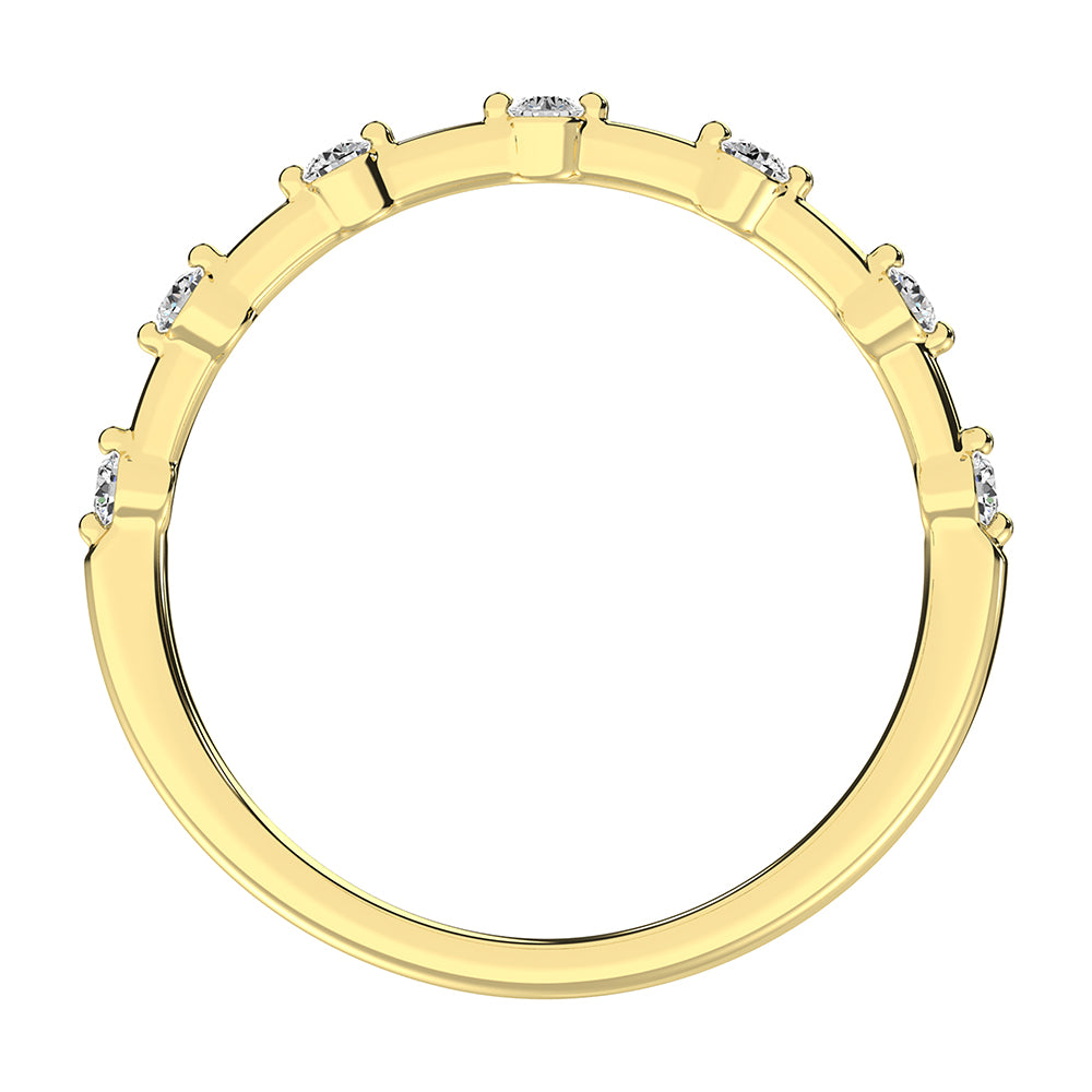 Oro amarillo de 14 quilates de 1/10 quilates total. Bandas de pila de diamantes