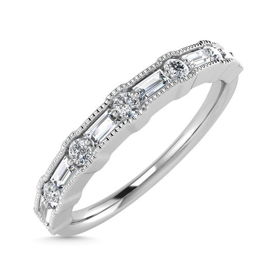 1/4 Ct. Tw. Diamond Women's Wedding Band in 14K White Gold