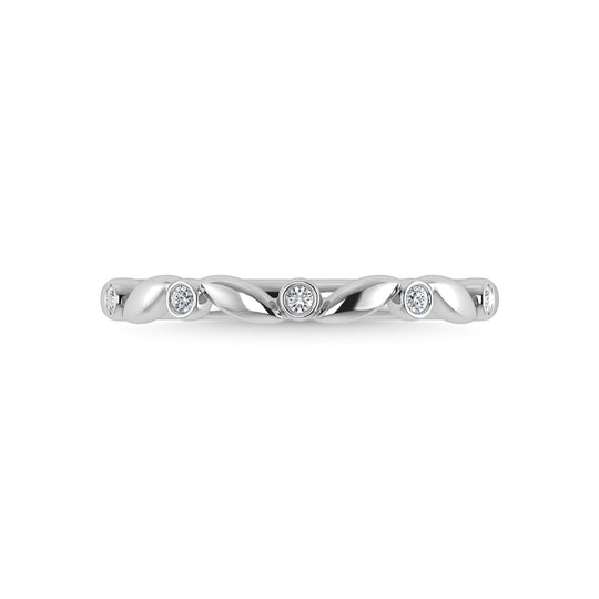 Oro blanco de 10 quilates con diamante de 1/20 quilates total. Anillo apilable