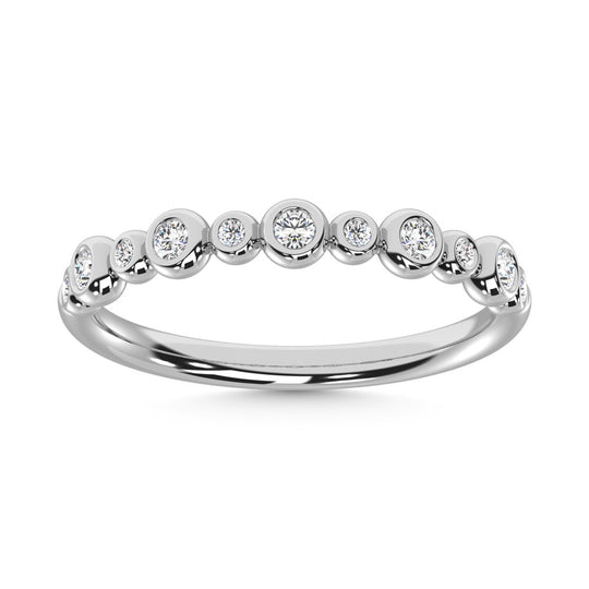 Diamante de oro blanco de 14 quilates de 1/5 quilates total. Banda apilable