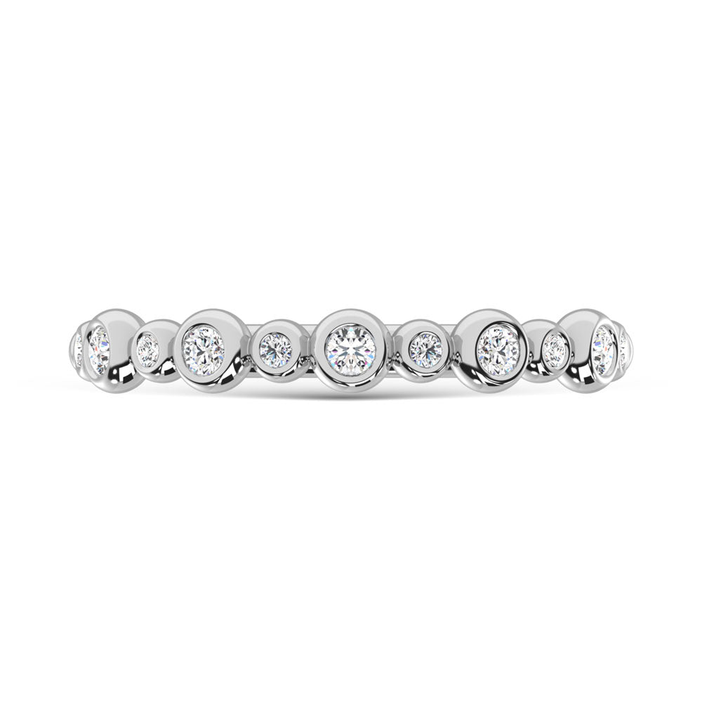 Diamante de oro blanco de 14 quilates de 1/5 quilates total. Banda apilable