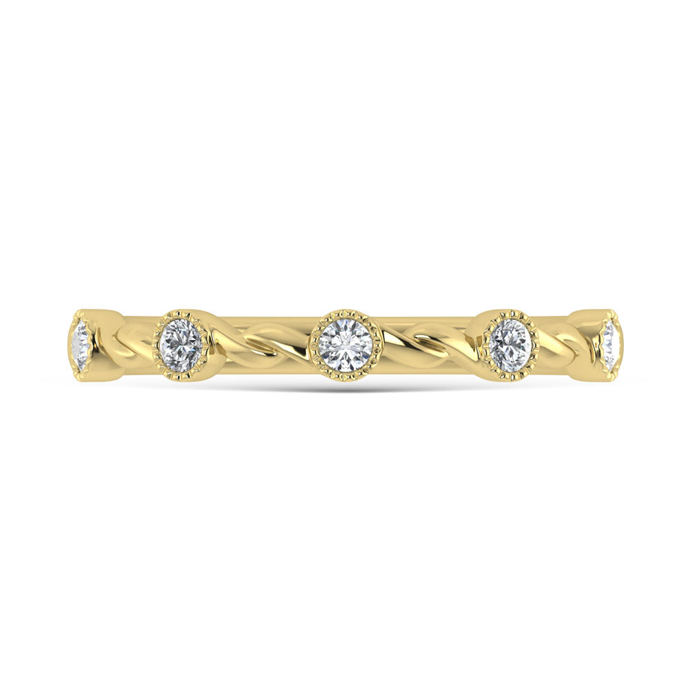 Diamante de oro amarillo de 10 quilates de 1/10 quilates total. Banda apilable