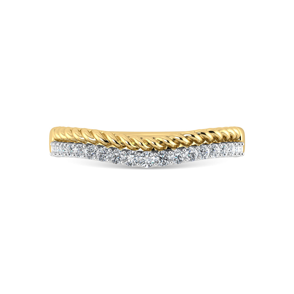 Diamante de oro amarillo de 14 quilates de 1/10 quilates total. Banda curva
