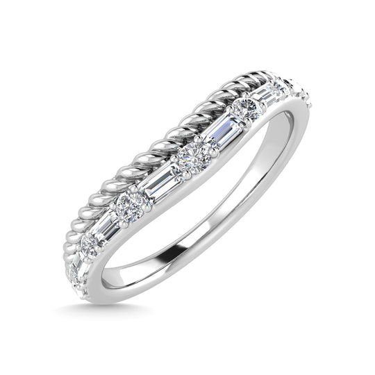 1/5 carat total 14k white gold diamond. Curved band.