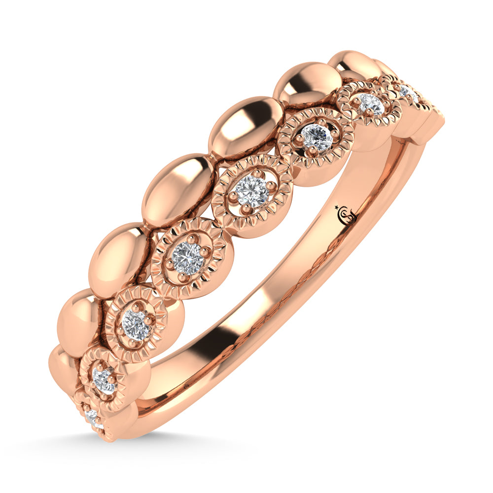 Diamante en oro rosa de 14 quilates de 1/20 quilates total. Banda apilable