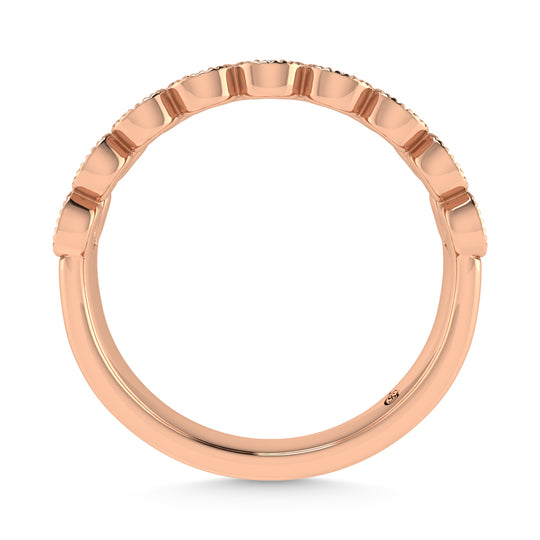 Diamante en oro rosa de 14 quilates de 1/20 quilates total. Banda apilable