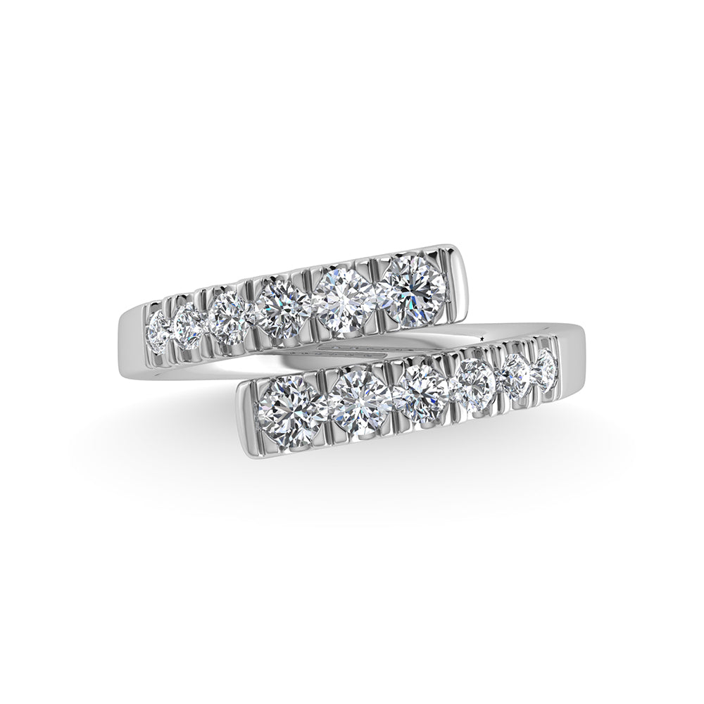 Diamante en oro blanco de 14 quilates, 7/8 quilates total. Anillo de moda