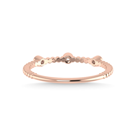 Diamante en oro rosa de 14 quilates de 1/20 quilates total. Banda apilable