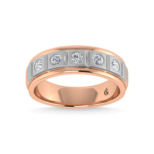 Diamante en oro rosa de 14 quilates de 1/2 qt. total Con banda de m√°quina para hombre con faceta de rodio blanco