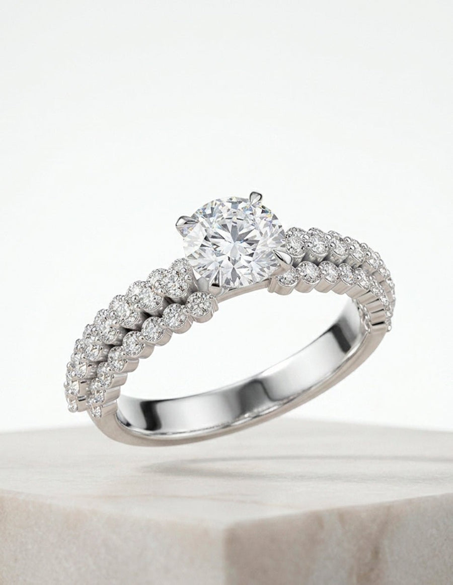 Anillo de compromiso - piedras laterales - AMORE135-RD-LG
