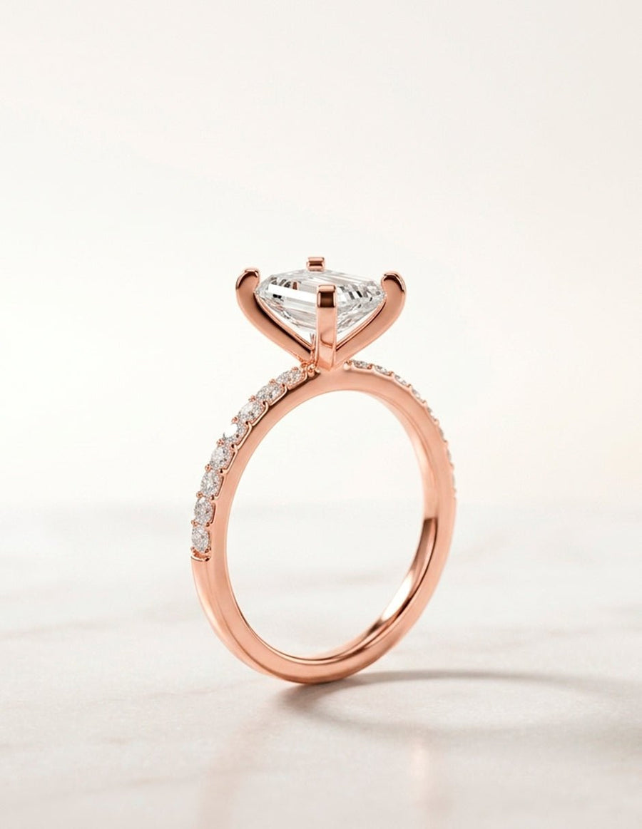 Anillo de compromiso - piedras laterales - AMORE138-EM-LG