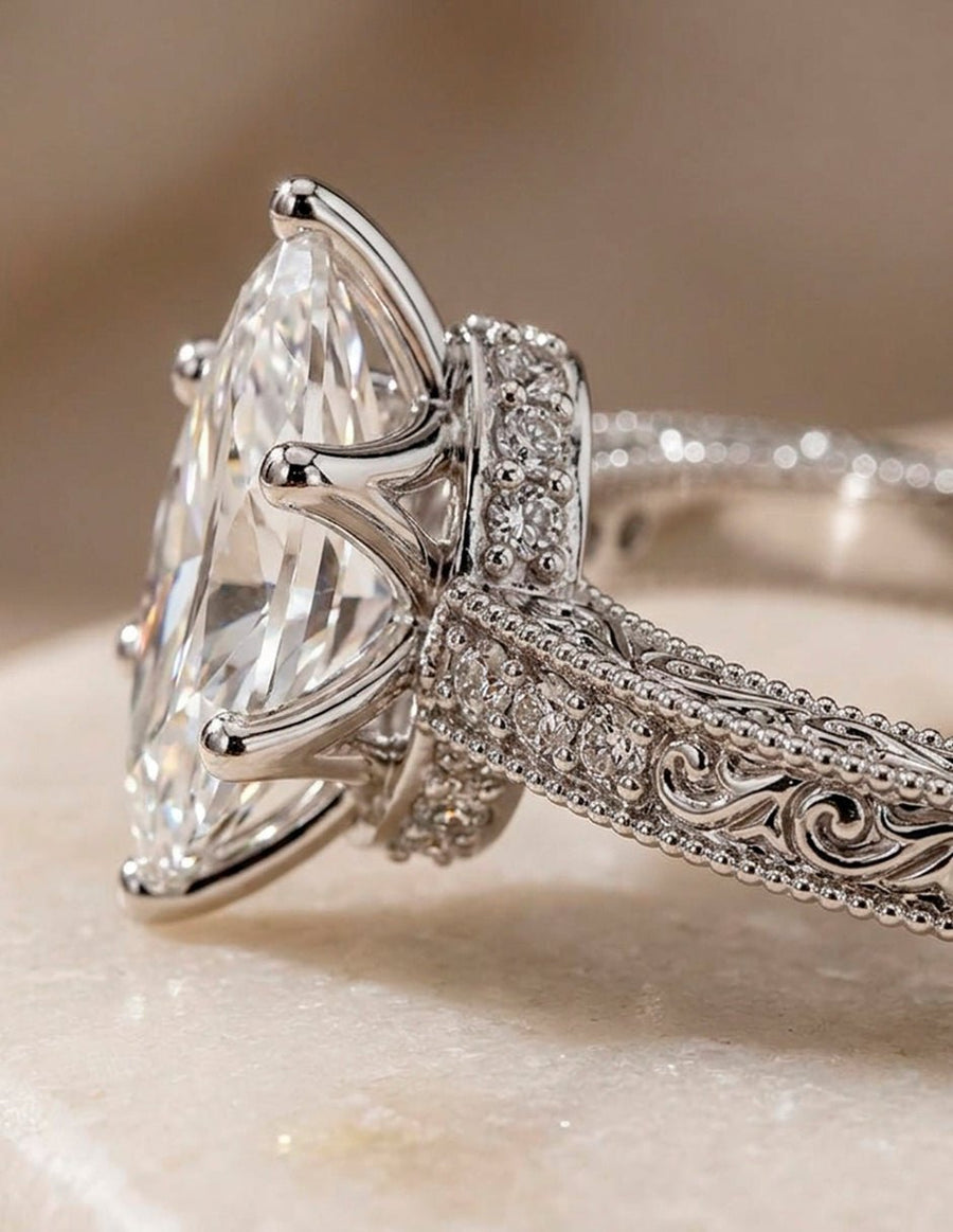 Anillo de compromiso - piedras laterales - AMORE163-MQ-LG