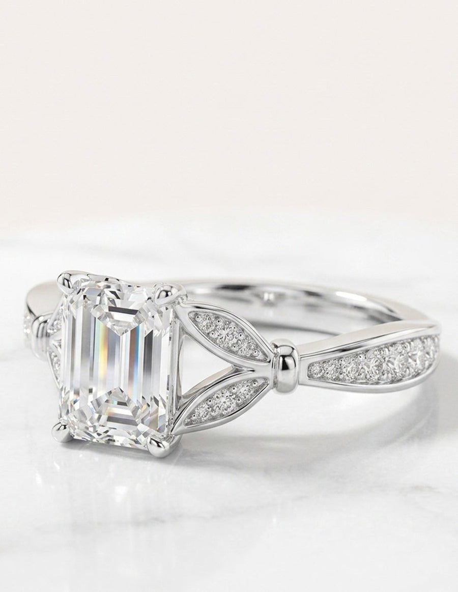 Anillo de compromiso - piedras laterales - AMORE188-EM-LG