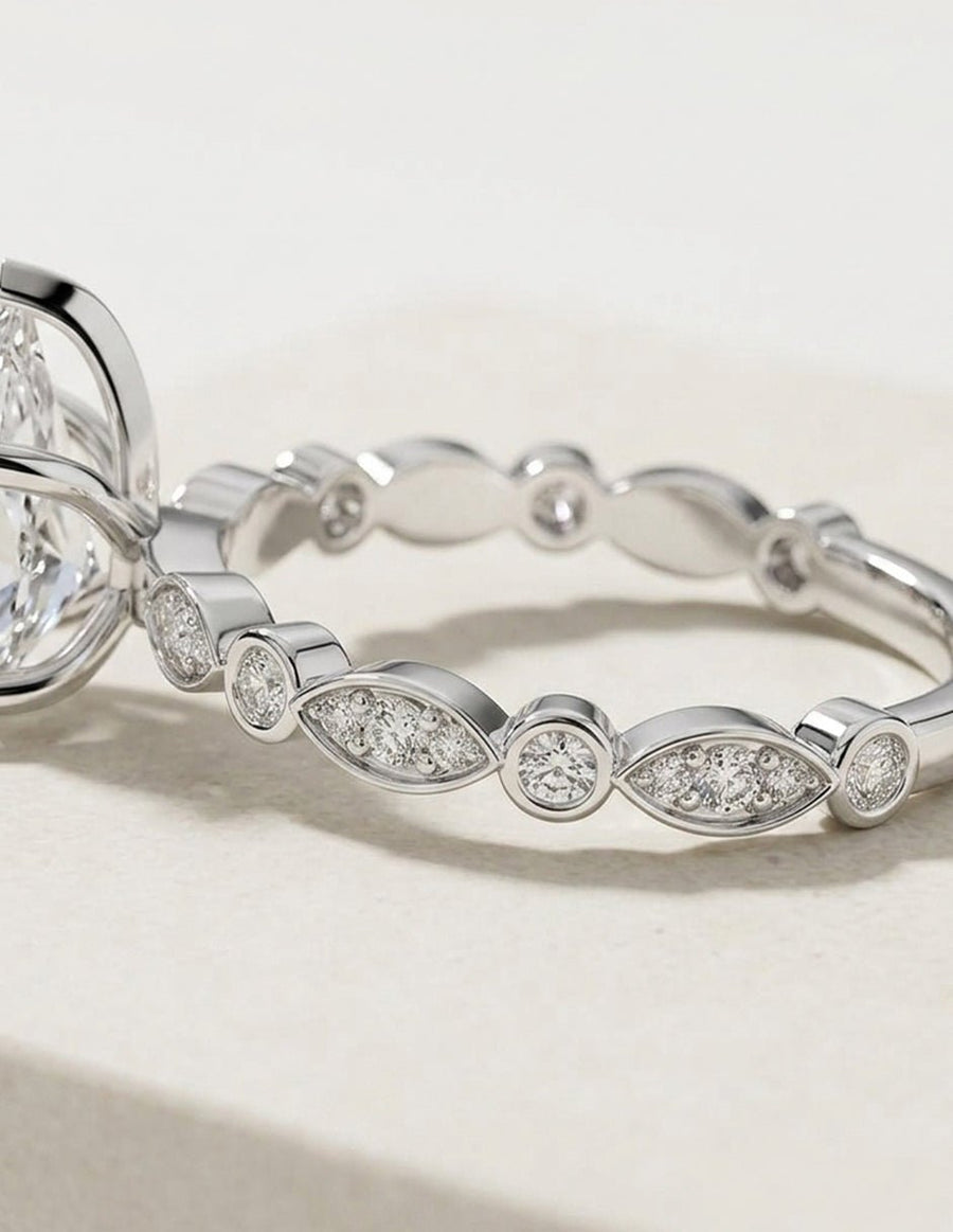 Anillo de compromiso - piedras laterales - AMORE200-PE-LG