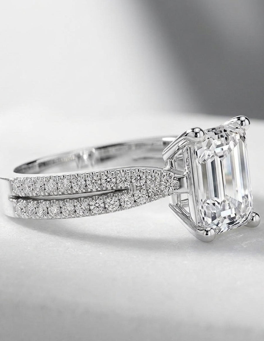 Anillo de compromiso - piedras laterales - AMORE210-EM-LG