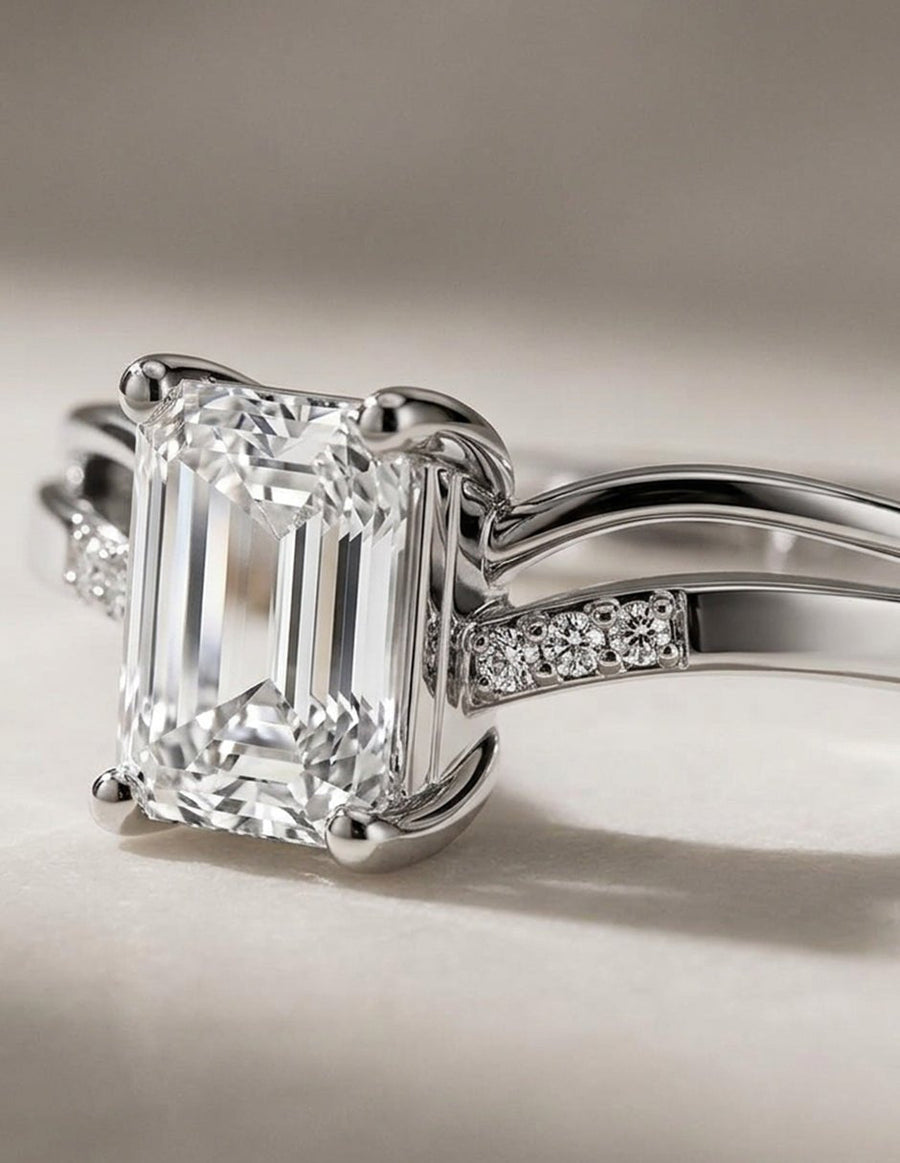 Anillo de compromiso - piedras laterales - AMORE231-EM-LG