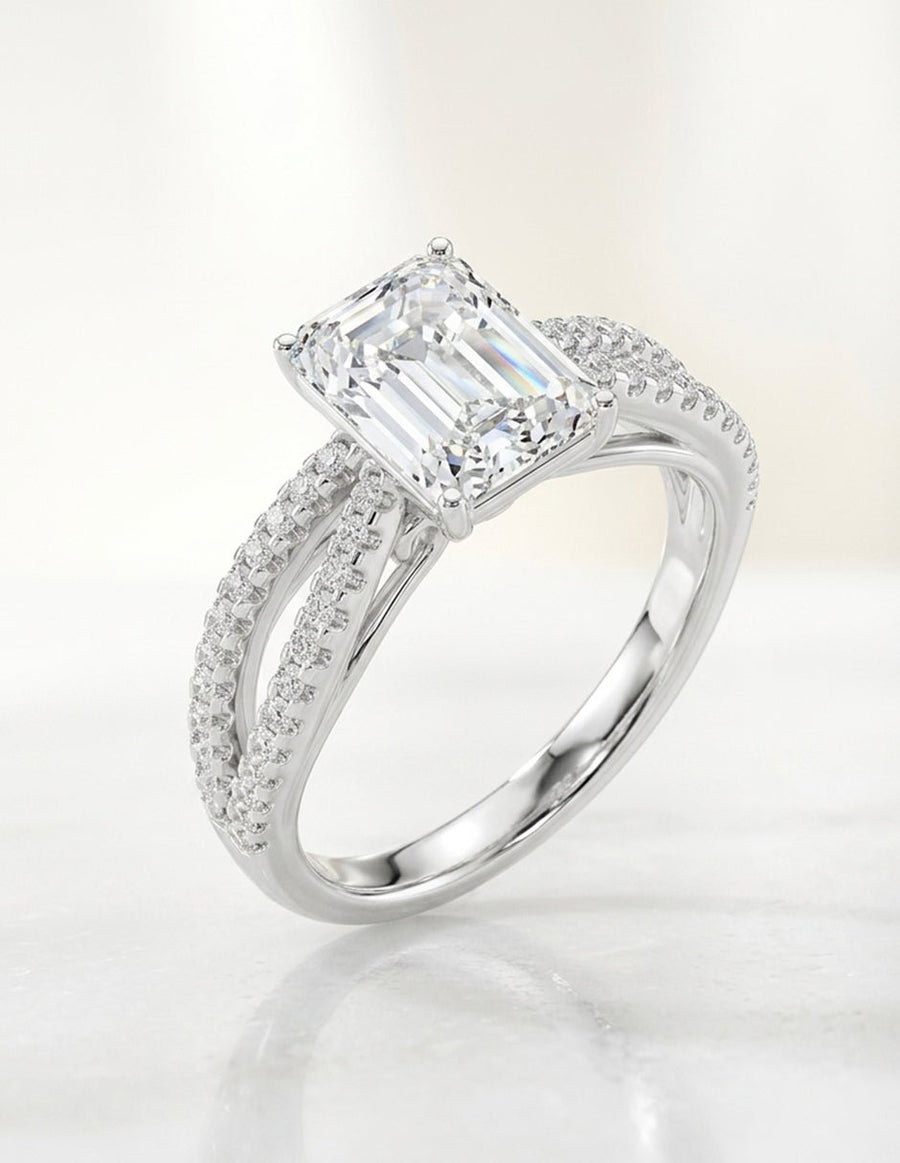 Anillo de compromiso - piedras laterales - AMORE276-EM-LG