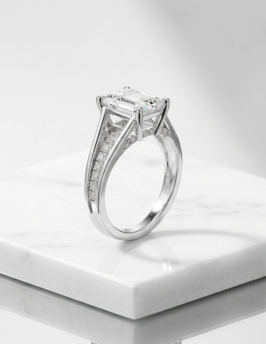 Anillo de compromiso - piedras laterales - AMORE343-EM-LG