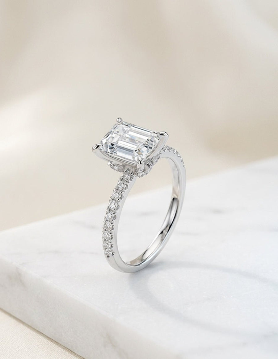 Anillo de compromiso - piedras laterales - AMORE347-EM-LG
