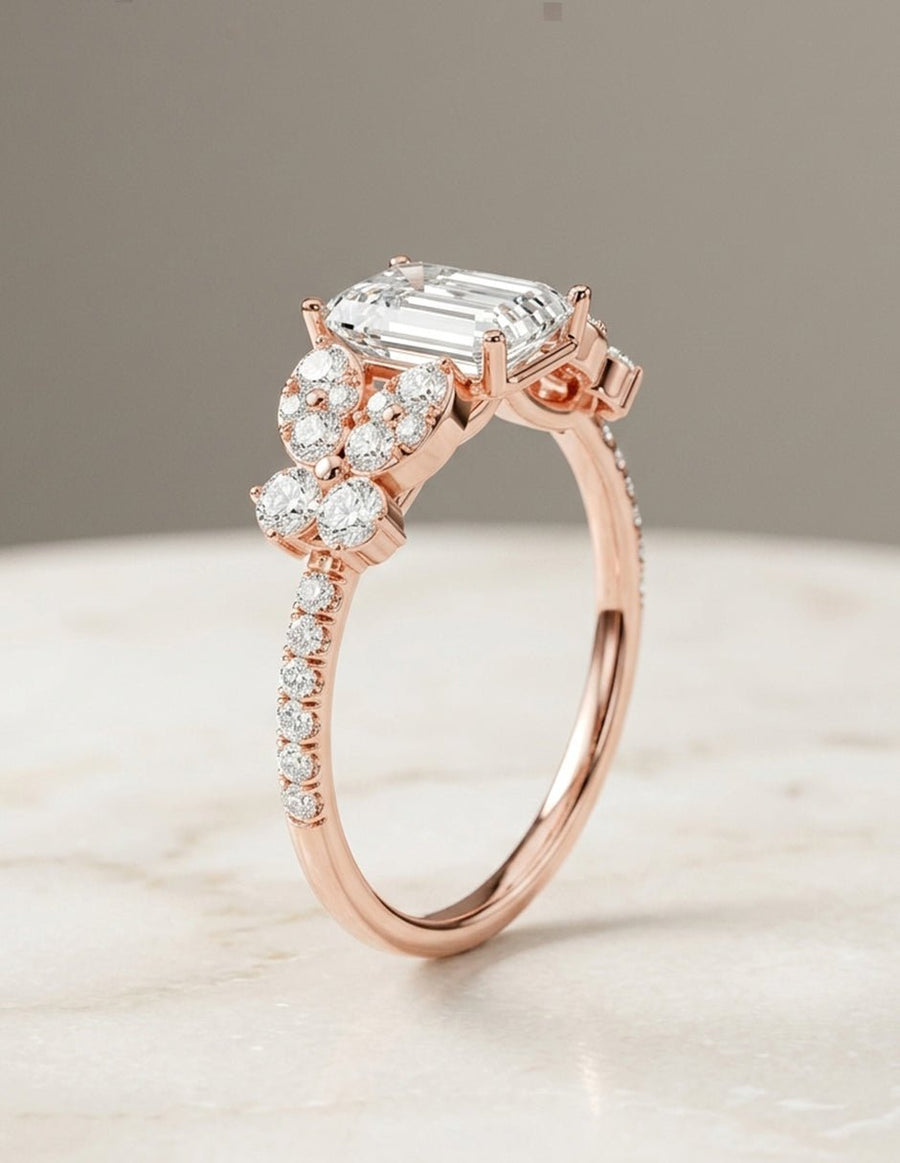 Anillo de compromiso - piedras laterales - AMORE349-EM-LG