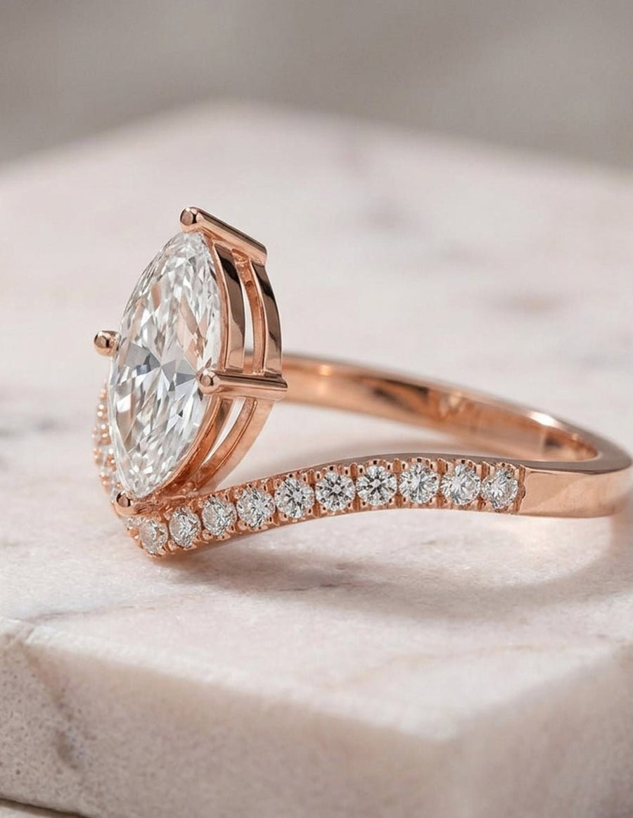 Anillo de compromiso - piedras laterales - AMORE360-MQ-LG