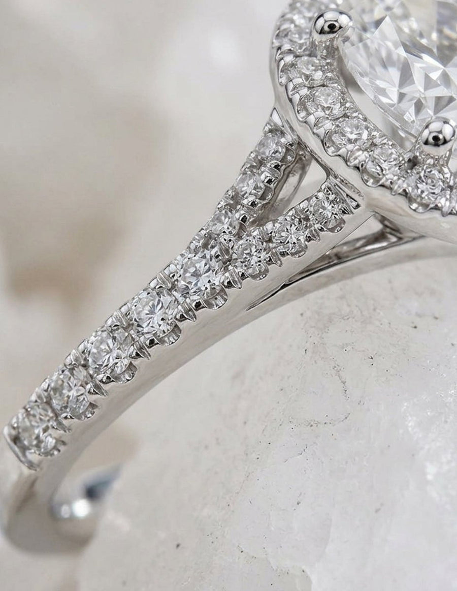 Anillo de compromiso - halo - AMORE444-OV-LG